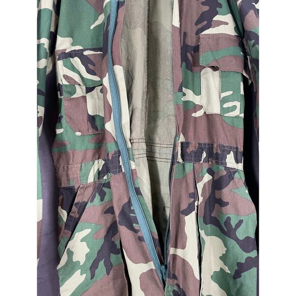 Vintage Duck Bay Men's Hunting Coveralls, Green Camo, Zip Up, Pockets, Medium - Picture 6 of 7